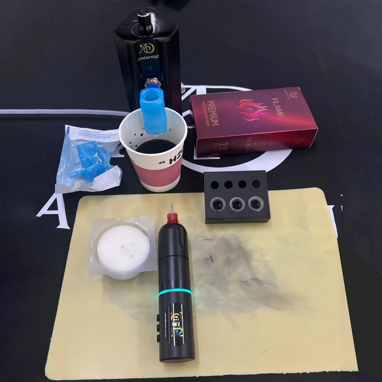 accessoire pour studio de tatouage - image 9
